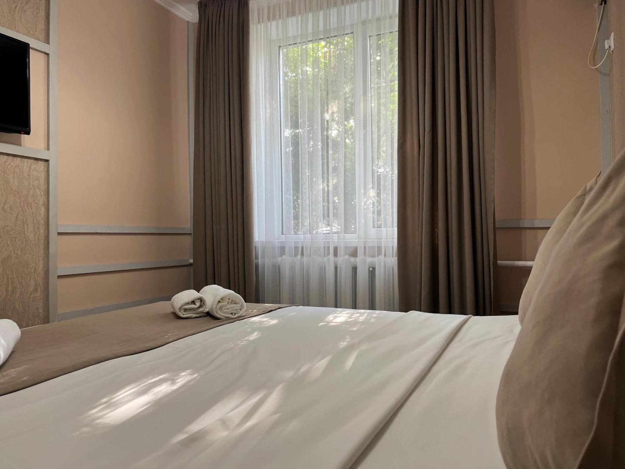 Kausar Hotel Biškek Exteriér fotografie